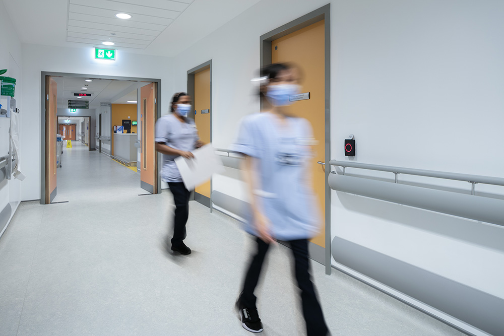 CS Acrovyn - Mater Misericordiae University Hospital 01